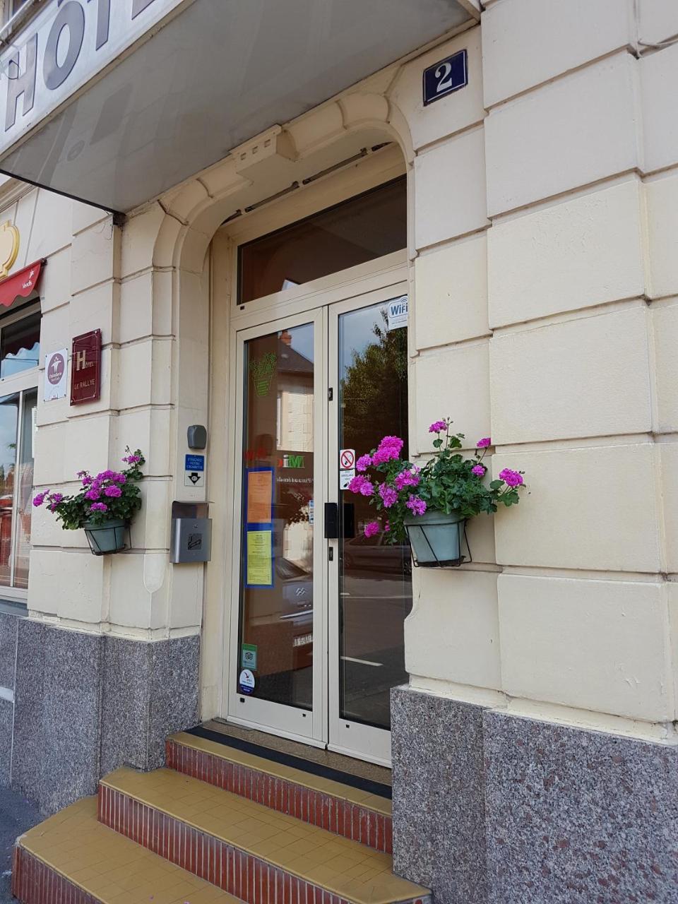 Hotel Le Rallye Суассон Екстер'єр фото